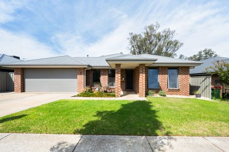 7 Osprey St, Thurgoona, NSW 2640