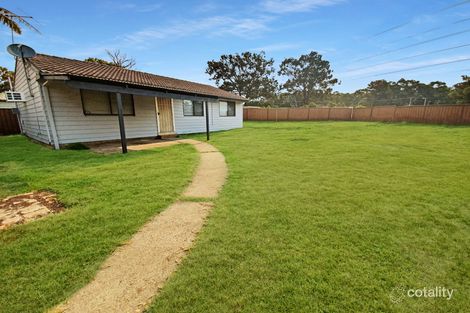 Property photo of 35 Palau Crescent Lethbridge Park NSW 2770