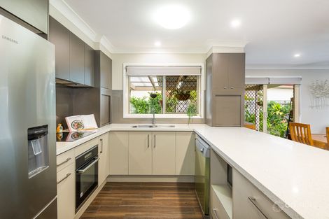 Property photo of 8 Vista Court Regents Park QLD 4118