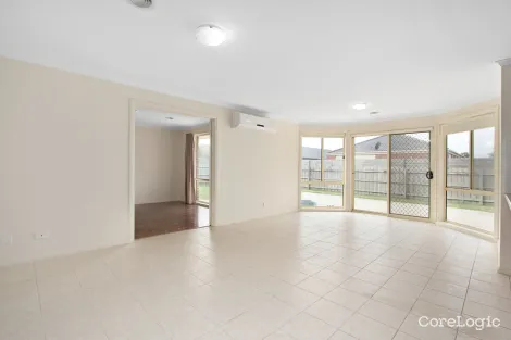 Property photo of 29 Park Boulevard Pakenham VIC 3810