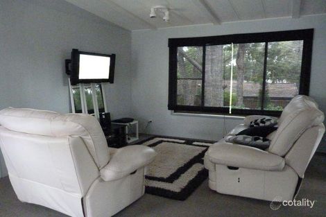 Property photo of 23 Asquith Avenue Windermere Park NSW 2264