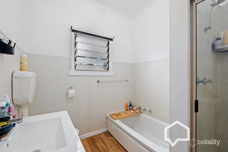 Property photo of 1/12 Sparrowhawk Road Long Gully VIC 3550