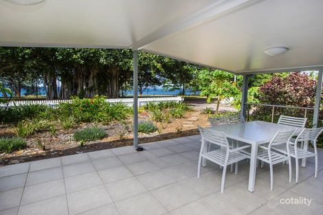 Property photo of 32 Marine Parade Arcadia QLD 4819