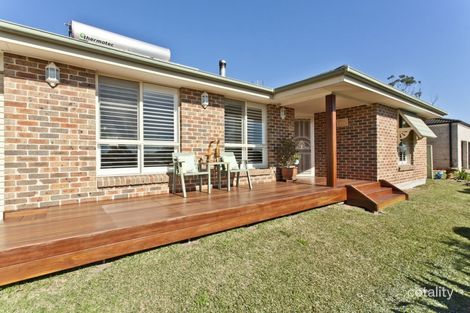 Property photo of 22 Holwell Circuit Raymond Terrace NSW 2324