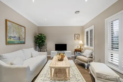 Property photo of 12 Wright Circuit Fraser Rise VIC 3336