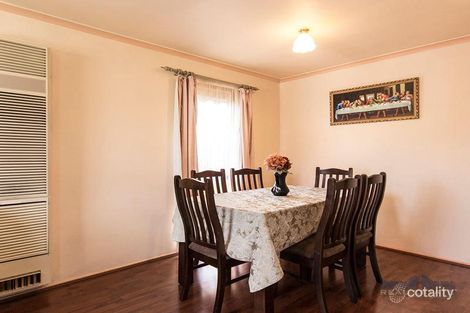 Property photo of 20 Strong Drive Hampton Park VIC 3976
