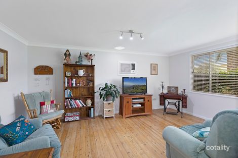 Property photo of 2 Lucas Crescent Berkeley Vale NSW 2261