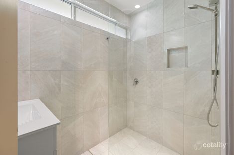 Property photo of 6 Eurabbie Place Macquarie Fields NSW 2564