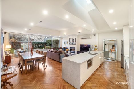 Property photo of 63 Mathoura Road Toorak VIC 3142