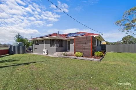 Property photo of 10 Wellsford Street Stratford VIC 3862
