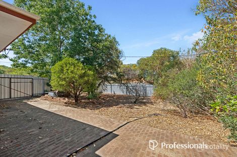 Property photo of 10 Glen Road Lesmurdie WA 6076