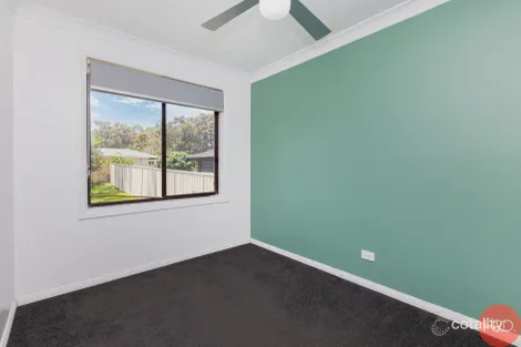 Property photo of 8 Sayce Close Metford NSW 2323