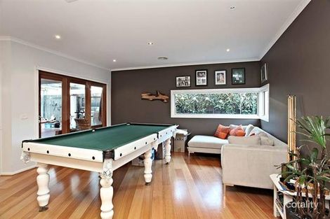 Property photo of 8 Penrose Promenade Tarneit VIC 3029