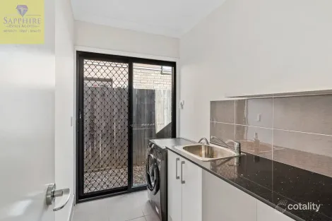 Property photo of 32 Neroli Drive Springfield Lakes QLD 4300