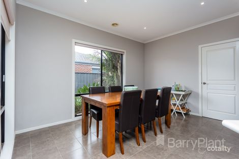 Property photo of 11 Villiers Drive Point Cook VIC 3030