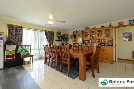 Property photo of 13 Laurel Crescent Carrum Downs VIC 3201