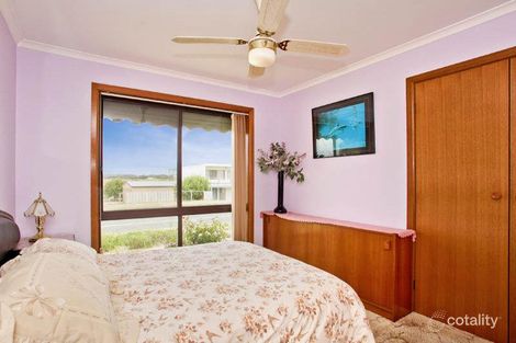 Property photo of 2 Walpole Avenue Indented Head VIC 3223