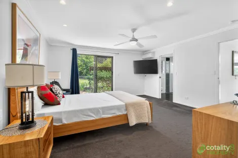 Property photo of 13 Barker Street Cashmere QLD 4500