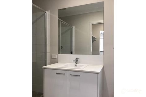 Property photo of 3/30 Taurus Circuit Coomera QLD 4209