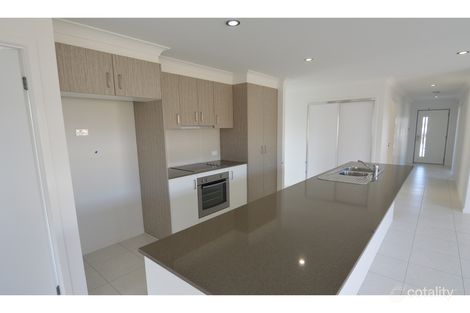 Property photo of 19 Varsity Crescent Norman Gardens QLD 4701