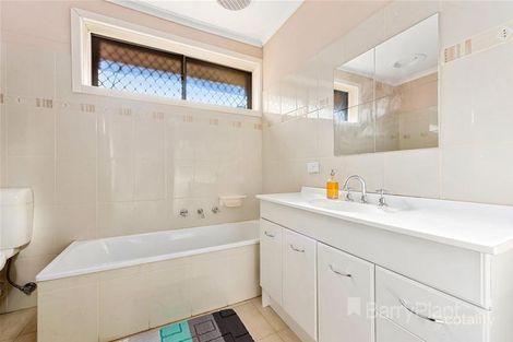 Property photo of 40 Apex Street Dandenong North VIC 3175