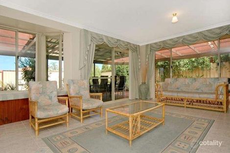 Property photo of 1 Combewood Loop Carramar WA 6031