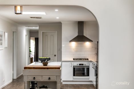 Property photo of 3 Horseshoe Drive Aberfoyle Park SA 5159