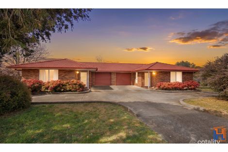 Property photo of 17 Jayne Close Armidale NSW 2350