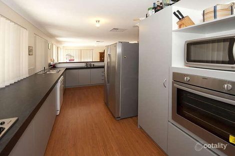 Property photo of 18 Fulmar Way Seville Grove WA 6112