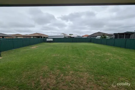 Property photo of 5 Shortland Drive Rutherford NSW 2320