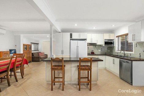 Property photo of 136 Cypress Terrace Palm Beach QLD 4221