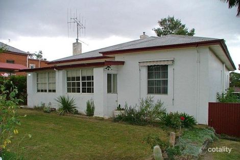 300 Peel St, Bathurst, NSW 2795