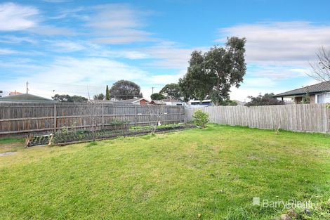 Property photo of 11 Sandford Court Meadow Heights VIC 3048