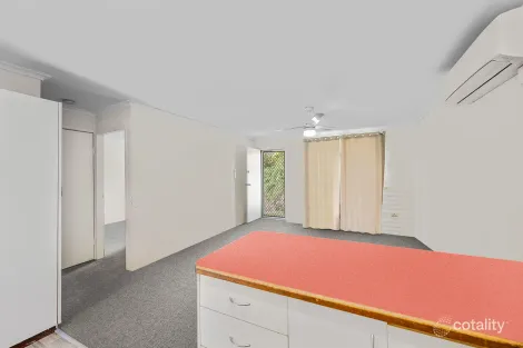 Property photo of 4/22 Scenery Street West Gladstone QLD 4680
