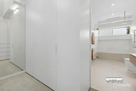 Property photo of 4 Neiley Street Newtown VIC 3220