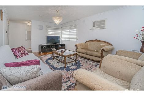 Property photo of 9 Homewood Court Meadow Heights VIC 3048