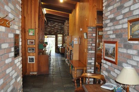 Property photo of 8 Haines Close Woolgoolga NSW 2456