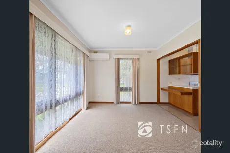 Property photo of 1/2 Rodney Street Flora Hill VIC 3550