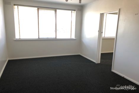 Property photo of 10/11 Rosedale Avenue Glen Huntly VIC 3163