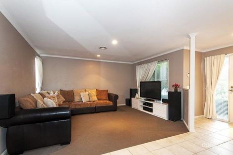 Property photo of 8 Flying Fox Terrace South Morang VIC 3752