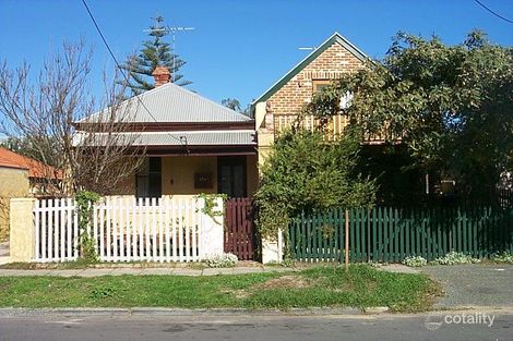 2/25 Scott St, South Fremantle, WA 6162