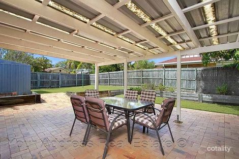 Property photo of 13 Gumview Close Regents Park QLD 4118