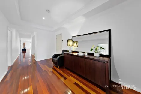 Property photo of 7 Evatt Terrace Burnside Heights VIC 3023