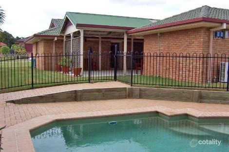 Property photo of 15 Silverdell Crescent Parkinson QLD 4115