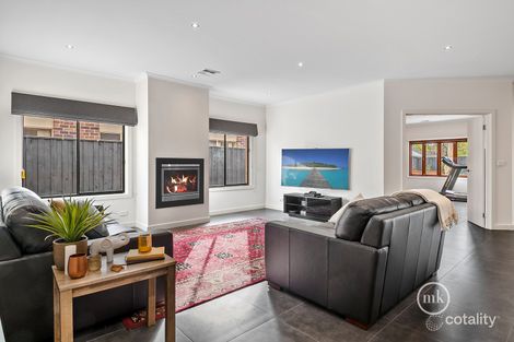 Property photo of 8 Woodstock Drive Doreen VIC 3754