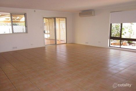 28 Volante Cres, Mermaid Waters, QLD 4218