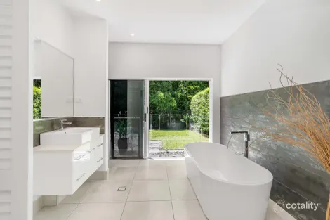 Property photo of 18 Kurt Close Palm Cove QLD 4879