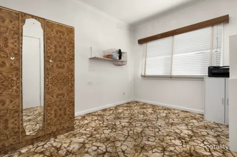 Property photo of 3 Red Hill Road Springvale VIC 3171