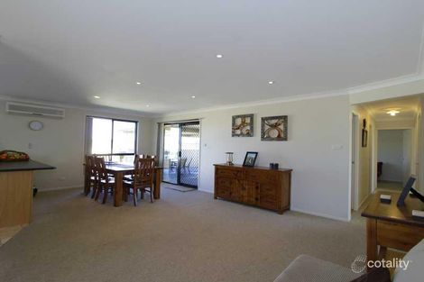 Property photo of 18 Aaron Cove Rutherford NSW 2320