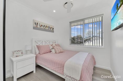 Property photo of 3 Packenham Place Mount Annan NSW 2567